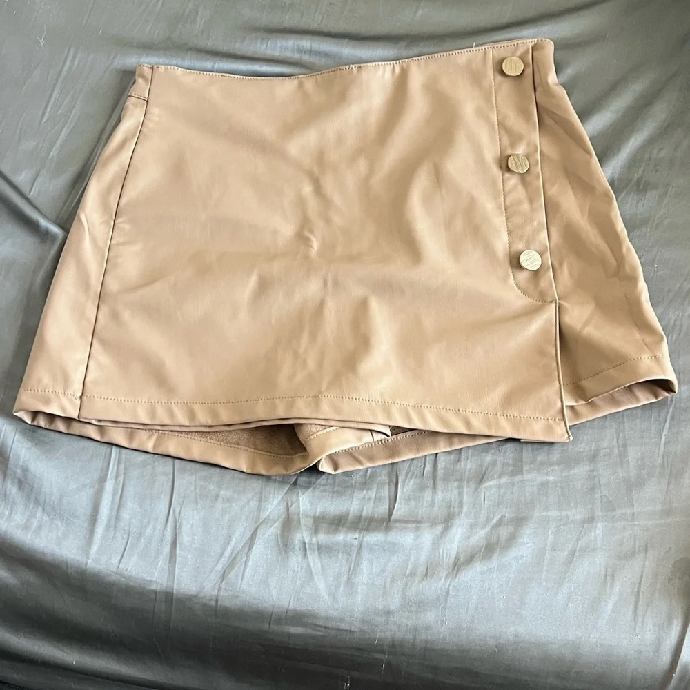 Zara Beige Faux Leather Skort